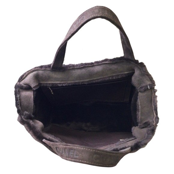 Chanel Vintage Brown Shearling Wool Tote - Picture 5 of 9